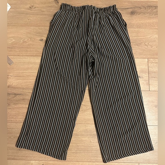 Eclipse stretchy wide leg pants - Picture 2 of 3